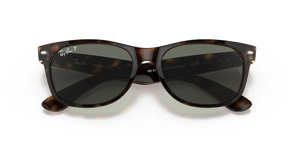 RB2132 New Wayfarer Classic