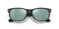 RB2132 New Wayfarer Flash