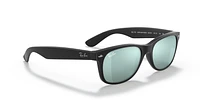 RB2132 New Wayfarer Flash