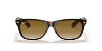 RB2132 New Wayfarer Classic