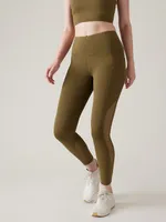 Ultimate Stash High Rise Mesh 7/8 Legging