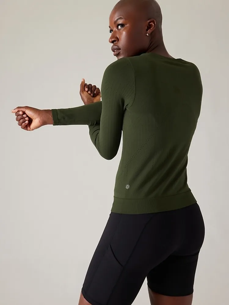 Motion Seamless Top