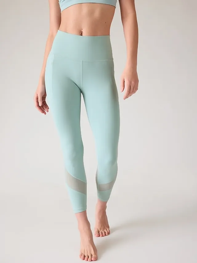 Athleta Salutation Stash Cinch 7/8 Tight