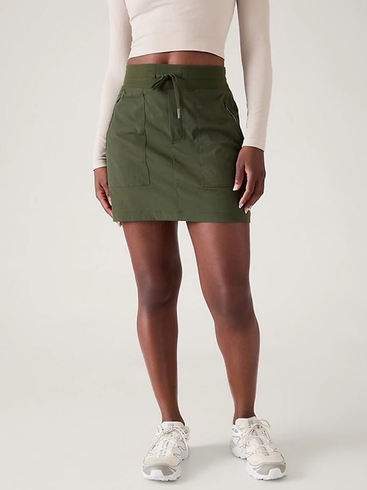 Trekkie Mid Rise Skort