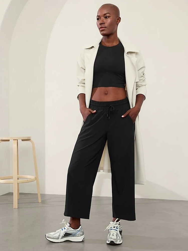 Avenue Wide Leg Crop Pant