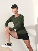 Motion Seamless Top