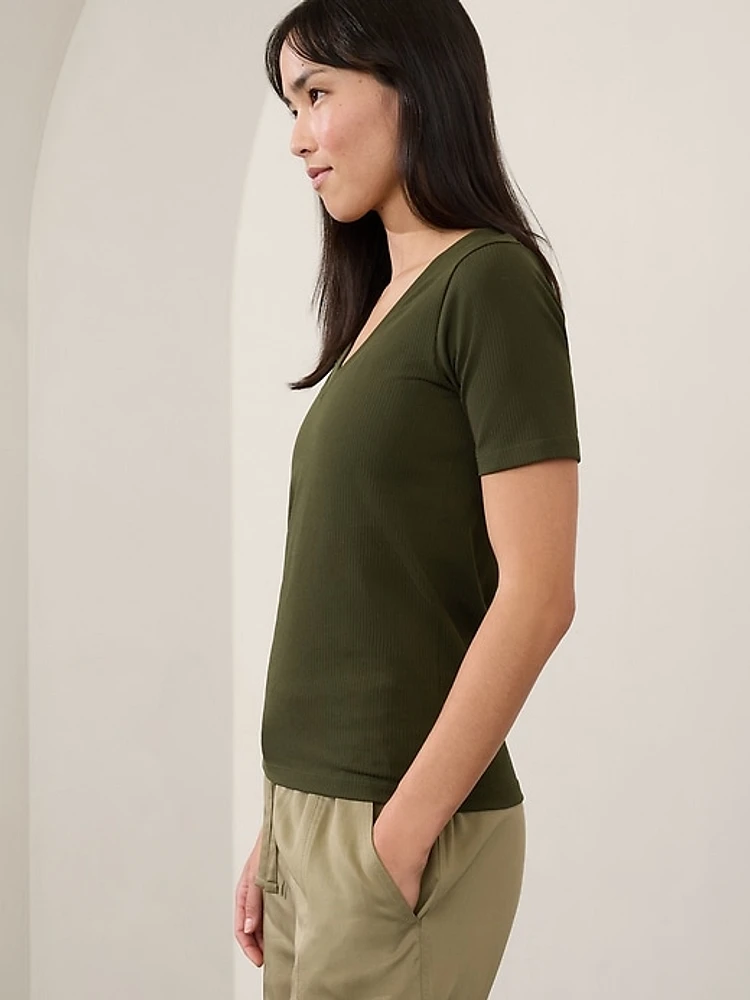 Renew Seamless V-Neck Tee