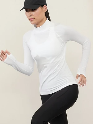 Momentum Seamless Mock Neck Top