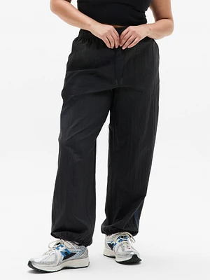 Daybreak Mid Rise Parachute Pant
