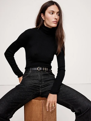 Featherweight Cashmere Turtleneck Sweater