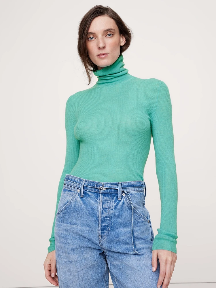 Featherweight Cashmere Turtleneck Sweater