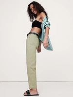 The Weekender Slim Barrel-Leg Pant