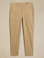 Mid-Rise Slim Cargo Pant