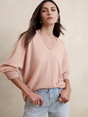 Caro Lightweight Cashmere V-Neck Sweater