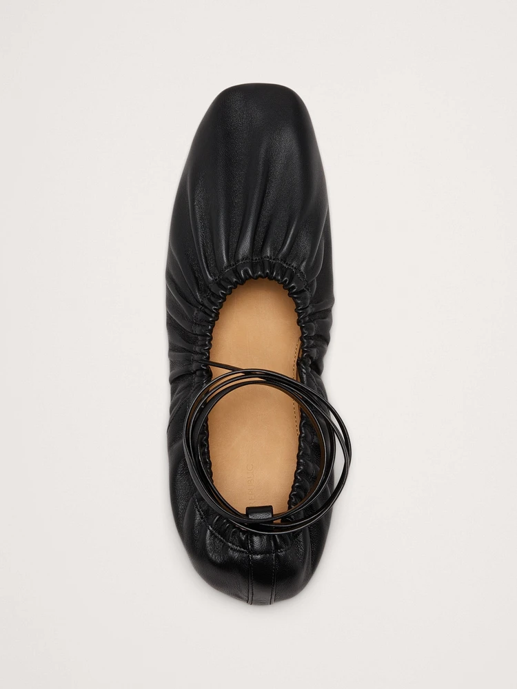 RUCHED LEATHER BALLET FLAT