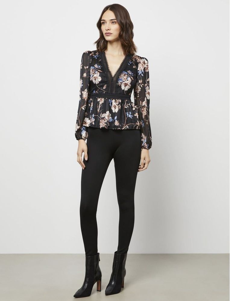 Blusa Manga Larga con Peplum Estampado Floral