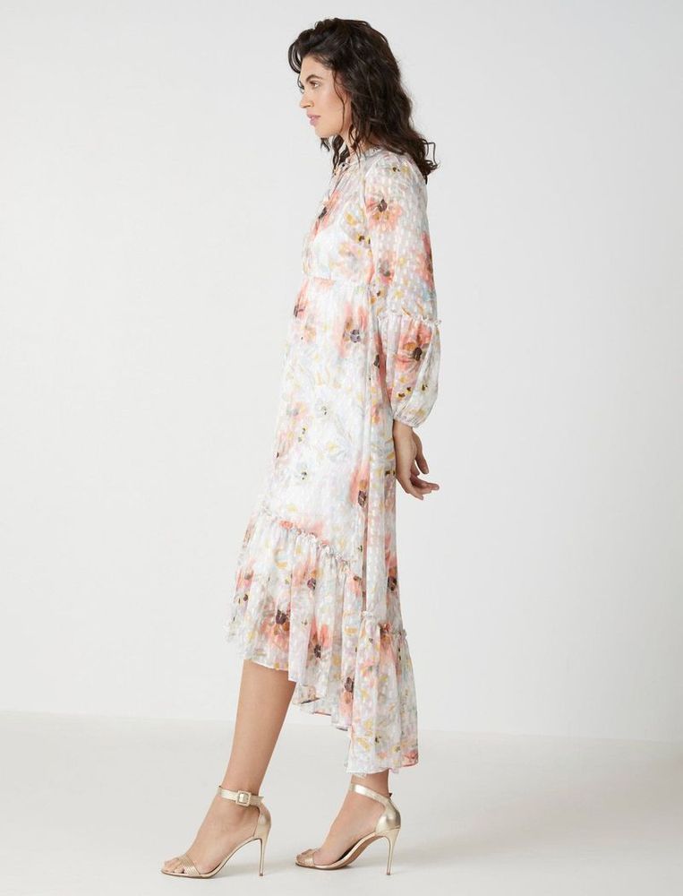 Vestido High and Low con Volantes Floral