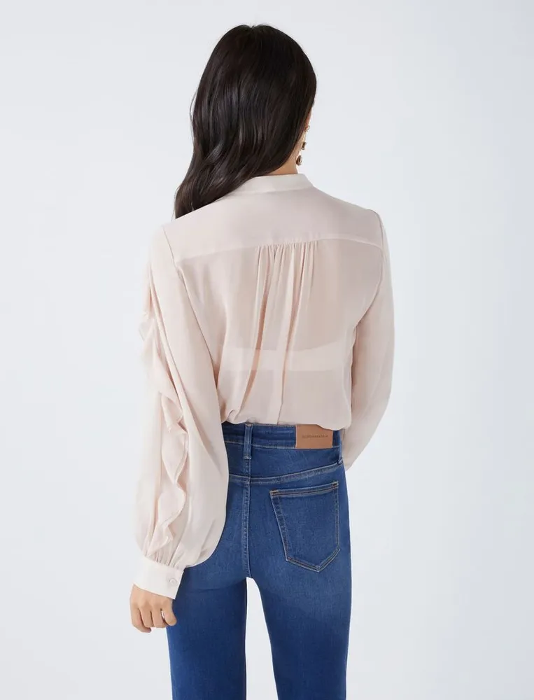 Blusa Transparente con Paneles de Volantes