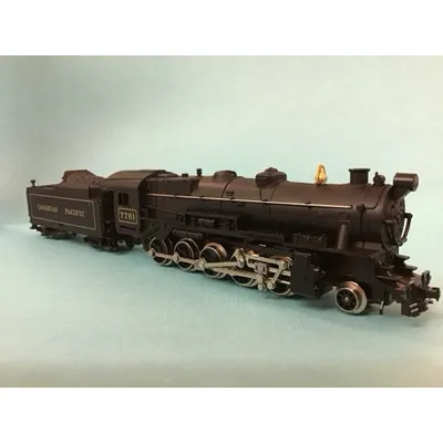 N Scale Canadian Pacific 2-10-0 Steam Locomotive and Tender (PRE OWNED)