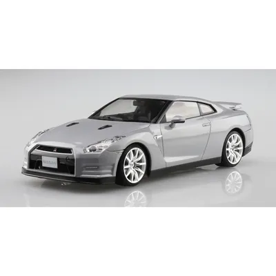 Nissan R35 GT-R '14 Ultimate Metal Silver 1/24 Model Car Kit #06243 by Aoshima