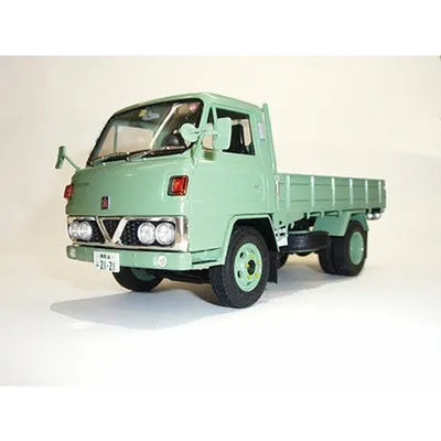 Mitsubishi Fuso Canter T200 1975 1/32 #11349 by Fujimi