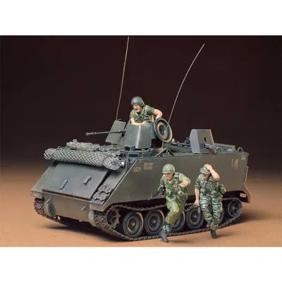 M113 US Armoured Personnel Carrier 1/35 by Tamiya