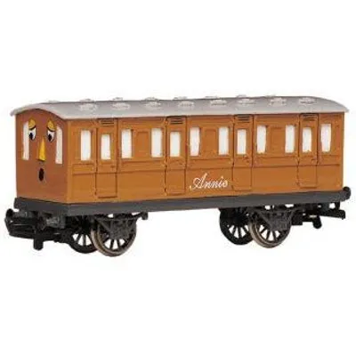 Thomas & Friends HO Annie Coach