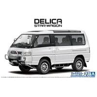 Mitsubishi P35W Delica Star Wagon 1991 1/24 by Aoshima