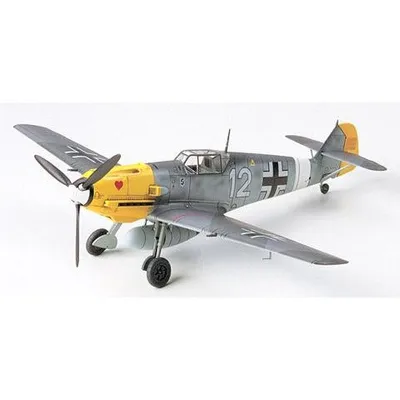 Messerschmitt Bf109E-4/7 TROP 1/72 by Tamiya