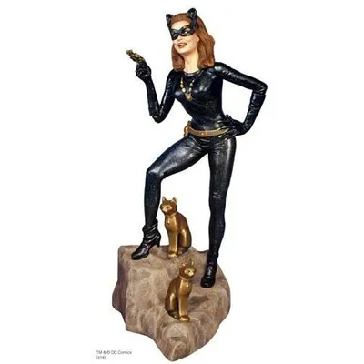 Catwoman from Batman Classic TV Series 1/8 #952 by Moebius