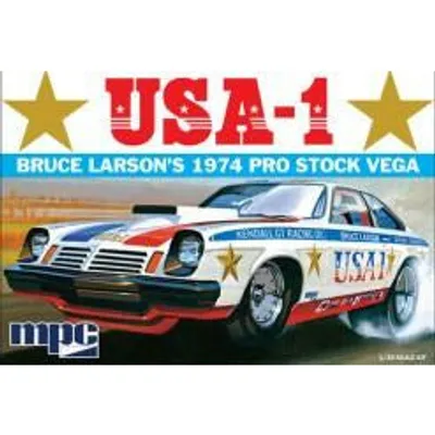 Bruce Larson's 1974 Stock Vega 1/25 Model Car Kit #828/12 by MPC