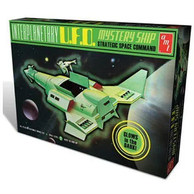 Interplanetary UFO Strategic Space Command Mystery Ship Science Fiction Model Kit #622 by AMT
