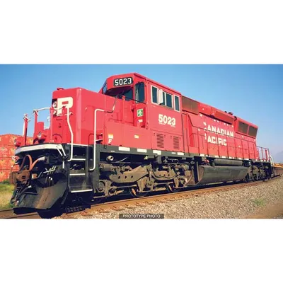 Bowser SD30C-ECO 2013 Version - LokSound & DCC - Canadian Pacific #5004 (red, white)