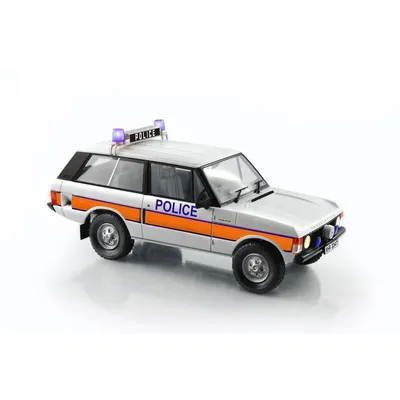 Range Rover Police 1/24 Model Car Kit #3661 by Italeri