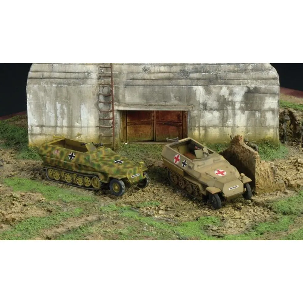 Sd.Kfz. 251/1 Ausf C 1/72 by Italeri