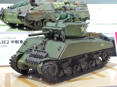 US M4A3E2 Jumbo Re-Release 1/35 #35139 by Tamiya