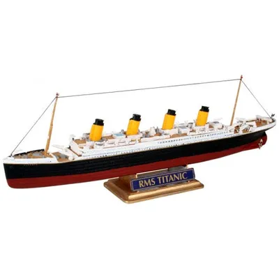 RMS Titanic 1/1200 Model Ship Kit #5804 by Revell