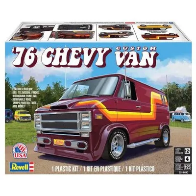 Chevrolet Custom Van 1976 1/25 #85-4490 by Reveel