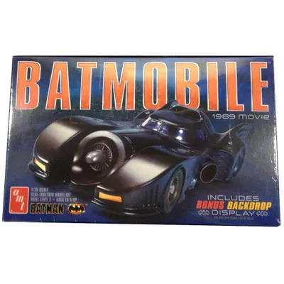 Batmobile 1/25 from 1989 Batman w/Backdrop #935 by AMT