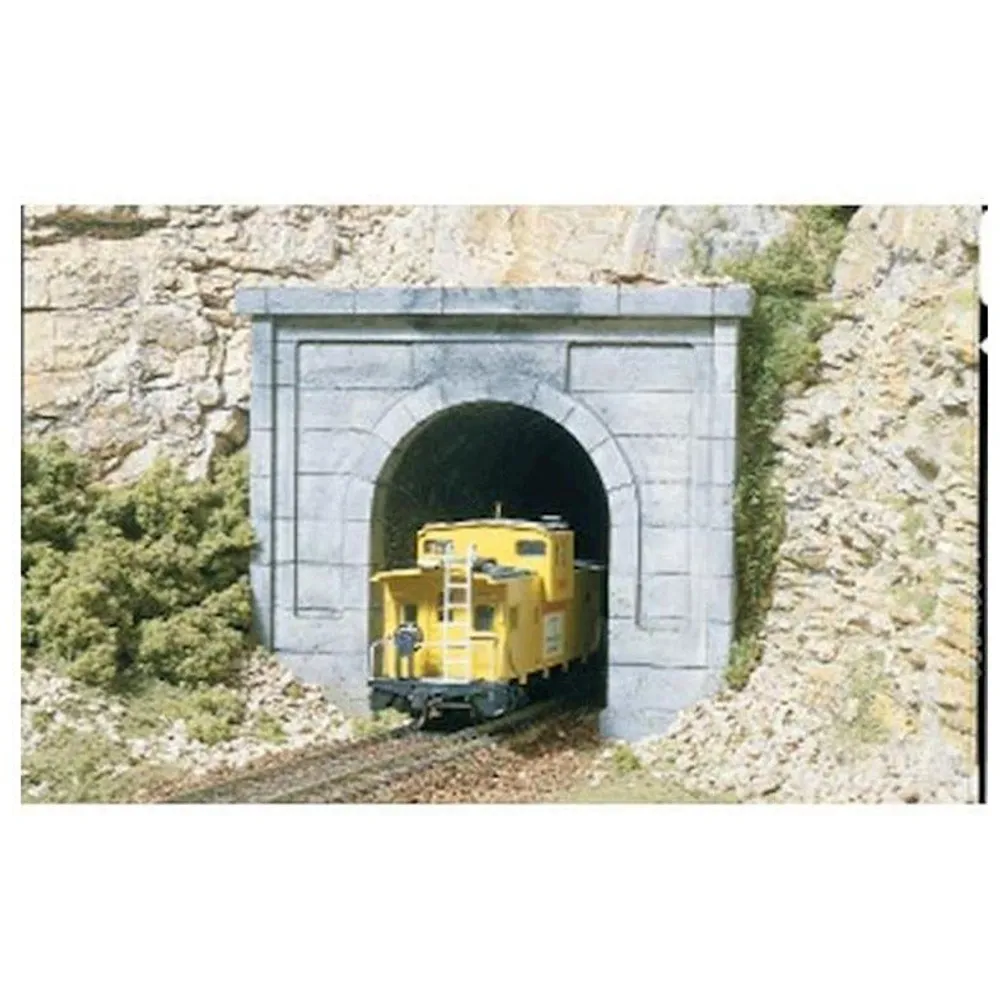 Woodland Scenics Tunnel Portal, Concrete, Single Track (HO) WOO1252