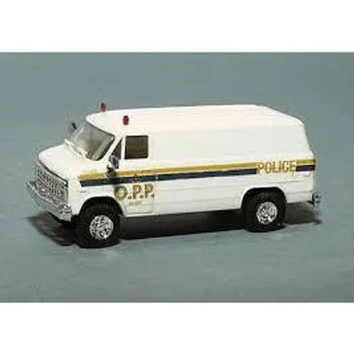 Trident Miniatures HO 1:87 Scale Vehicle 90317 Chevrolet Cargo Van Ontario Provincial Police