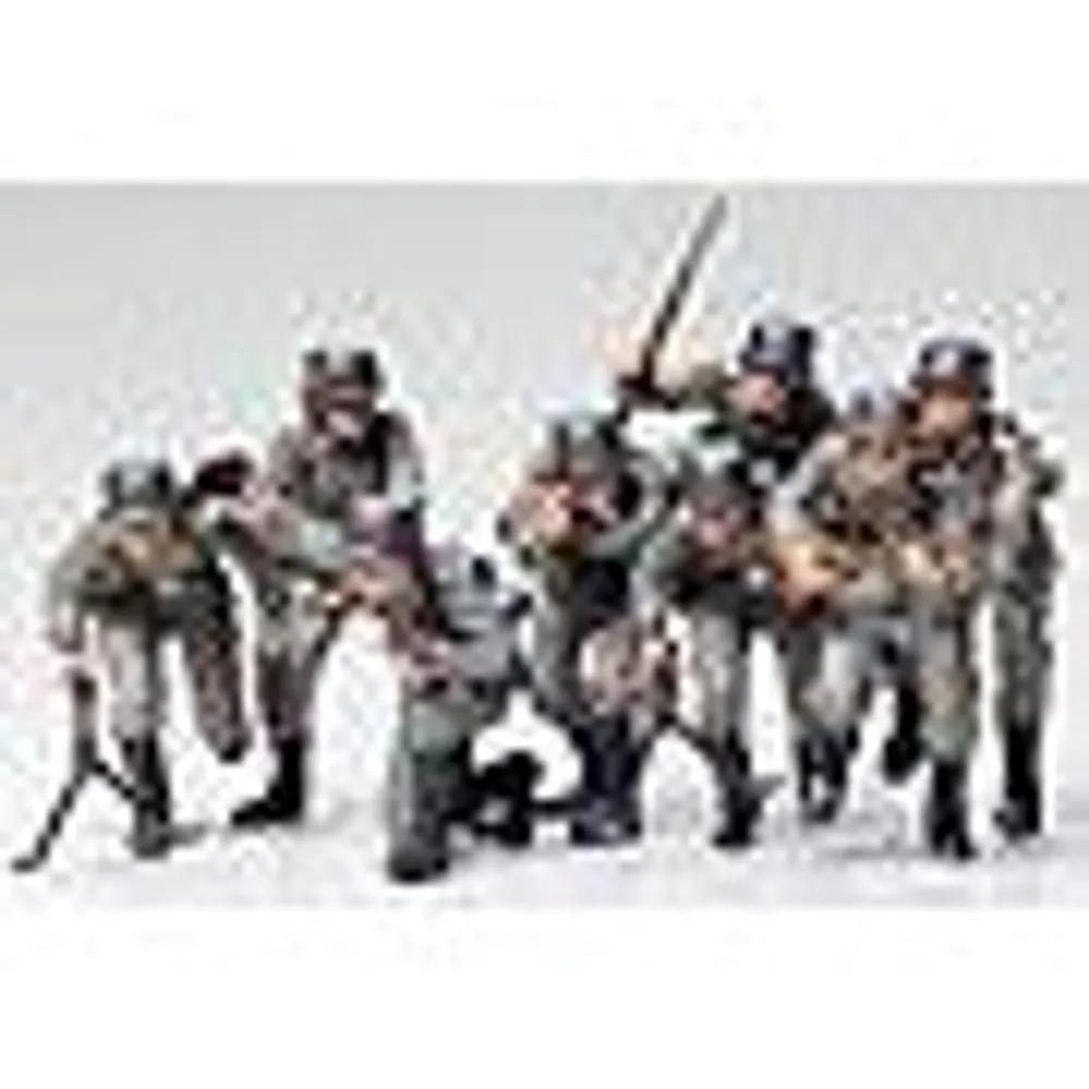 WWII Military Miniatures German Assault Troops #35030 1/35 Figure Kit by Tamiya