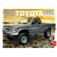 1992 Toyota 4x4 pickup 1/20 Model Truck Kit #1082 by AMT