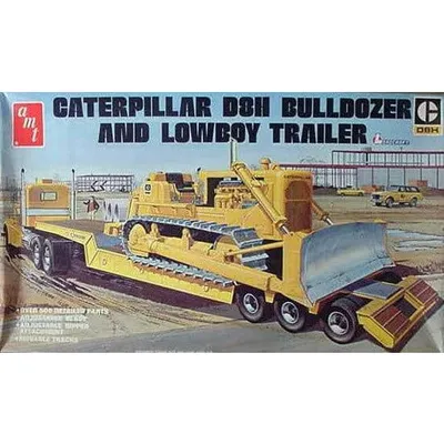 Construction Bulldozer and Lowboy Trailer 1/25 Model Vehicle Kit #1218/06 by AMT