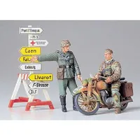 WWII German Motorcycle Orderly Set #35241 1/35 Scenery Kit by Tamiya