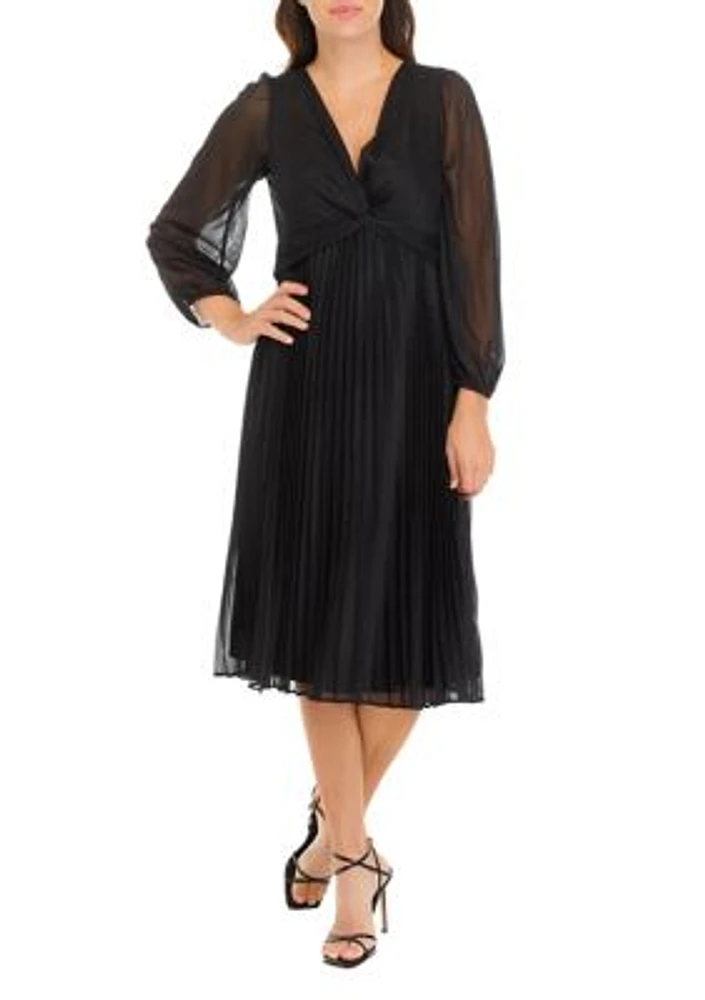 Women's Long Sleeve V-Neck Chiffon Fit and Flare Dress