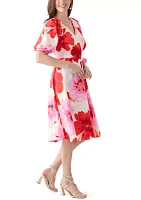 Women's Short Sleeve V-Neck Floral Print Fit and Flare Dress