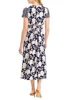 Women's Short Sleeve V-Neck Floral Print Fit and Flare Dress