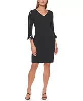 Women's 3/4 Sleeve V-Neck Solid Sheath Dress