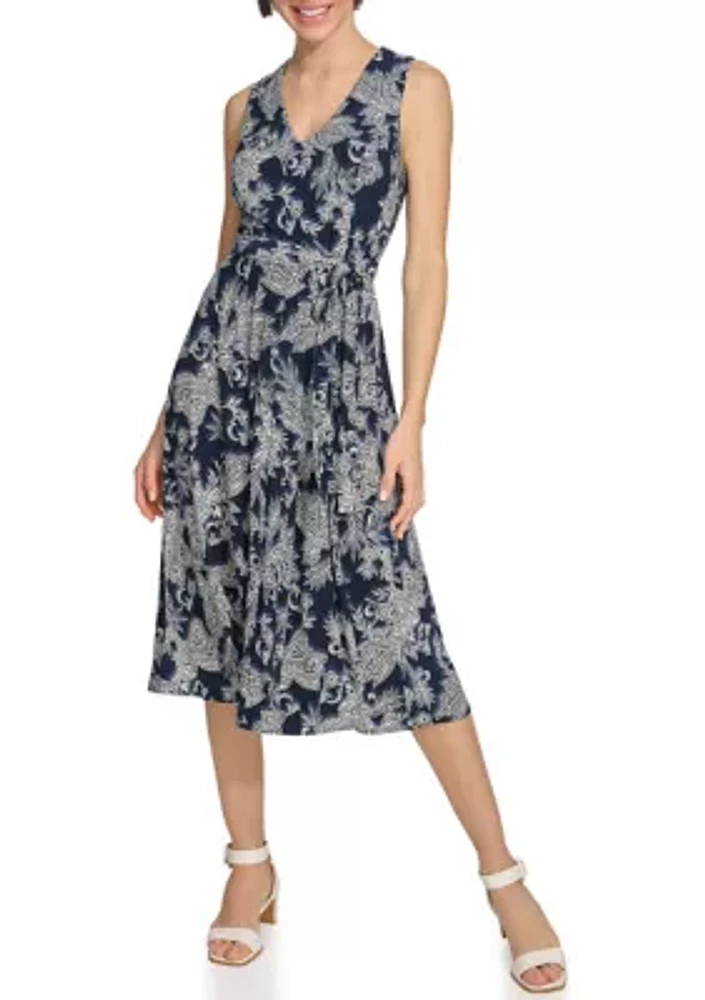 Women's Windblown Paisley Dress with Belt